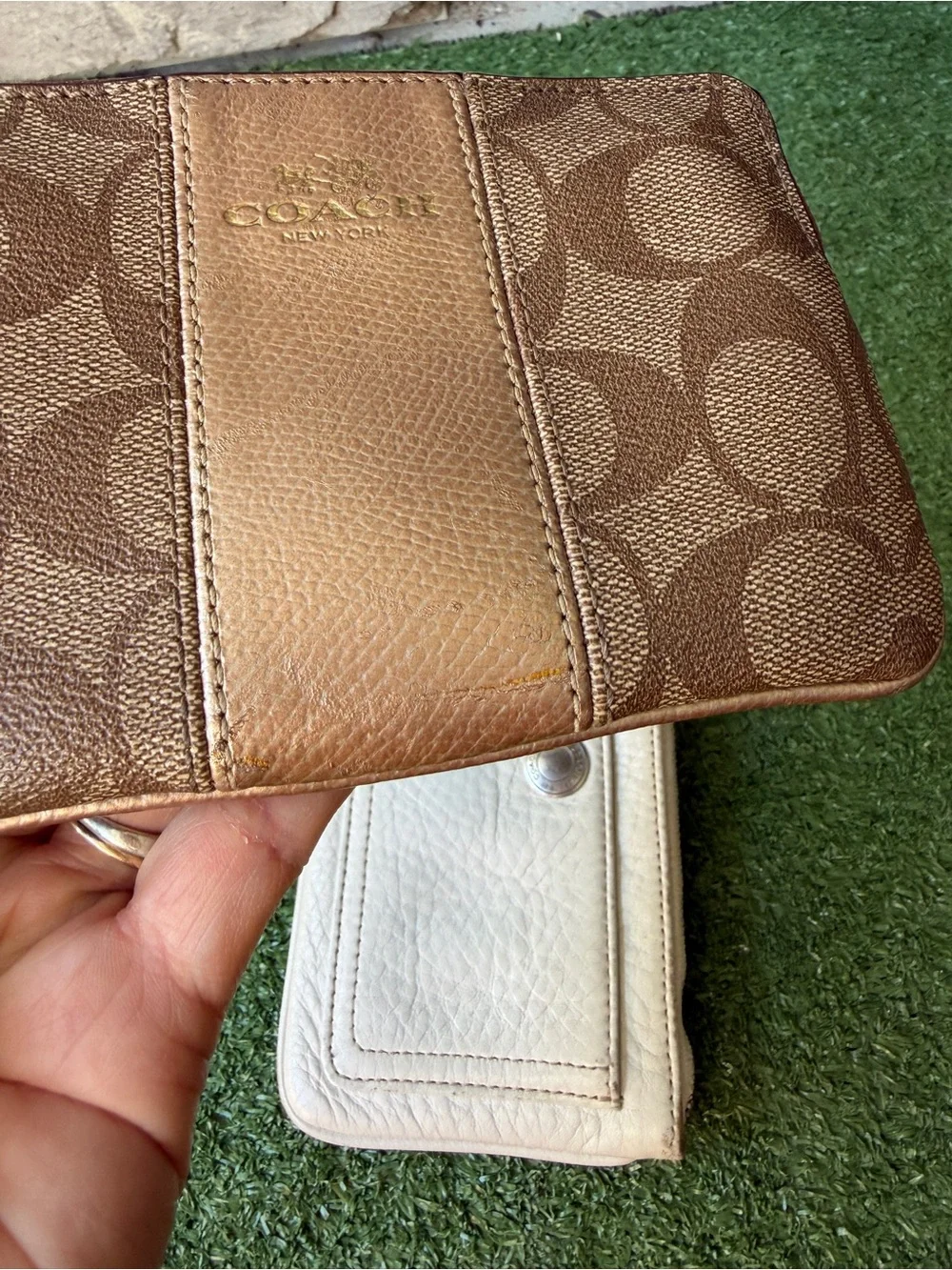 Coach Bundle’s Zip Womens Wrislets